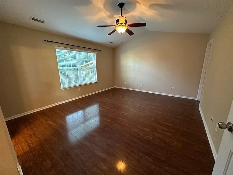 1203 Castle Pines Dr — Photo 15