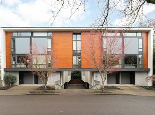 245 SW Meade St APT M3, Portland, OR 97201