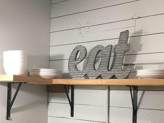 Open kitchen shelving