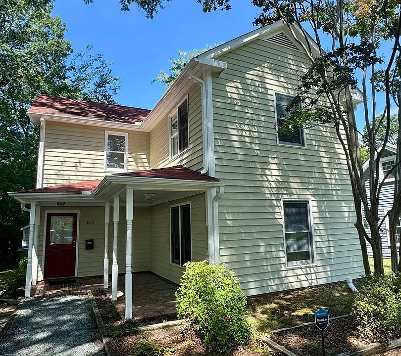 103 Lindsay St