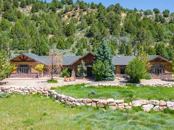 1230 W Ranch Dr, Kanab, UT 84710