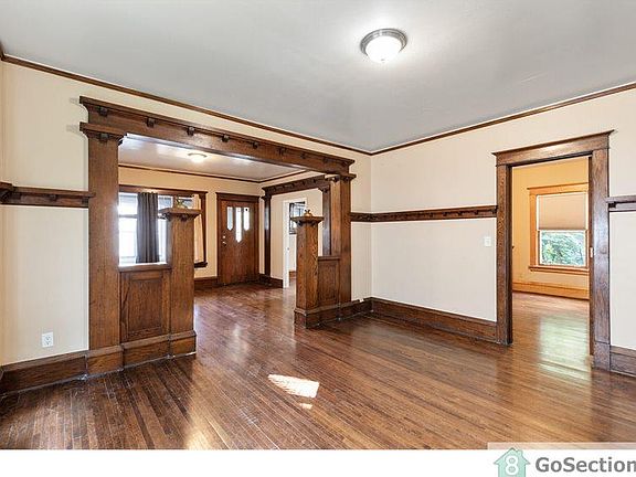 4th image of 1634 Hillside Ave N #1