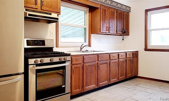 2nd image of 1466 Oconnor Ave