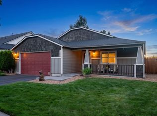 63825 Hunters Cir, Bend, OR 97702