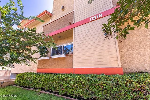 1st image of 11918 Avon Way Unit 101