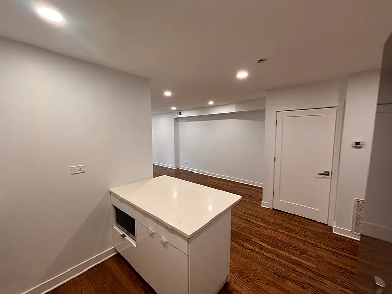 1907 W Race Ave #G — Photo 10
