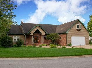 26322 Traders Post Ln, South Bend, IN 46619