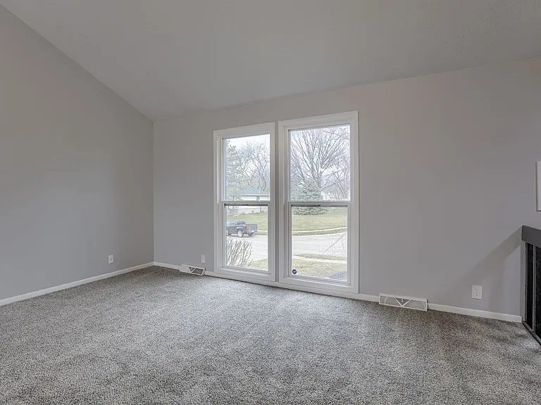 12511 Patrick Cir — Photo 5