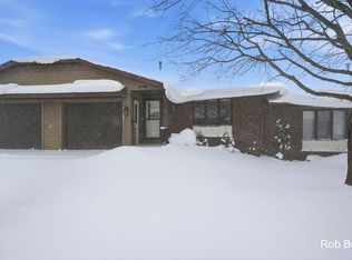 5161 Brant Ct, Hudsonville, MI 49426