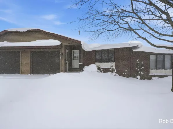 5161 Brant Ct, Hudsonville, MI 49426