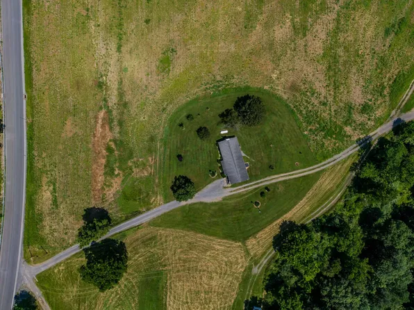 7296 Thompson Rd, Needmore, PA 17238