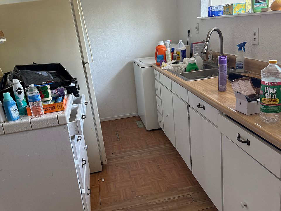 elect trash water gas gardener paid by owner
