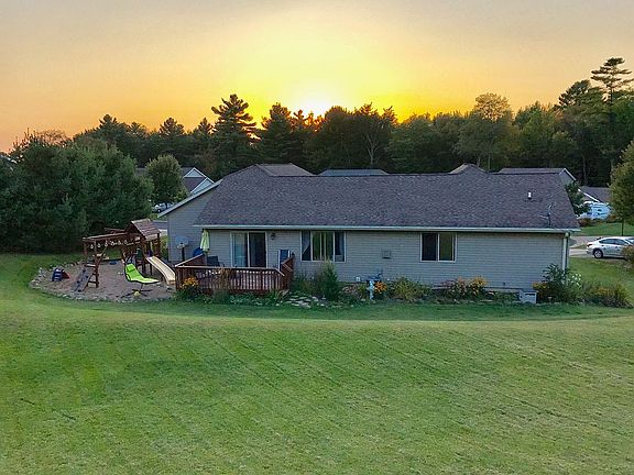 2nd image of 4007 Indian Springs Dr