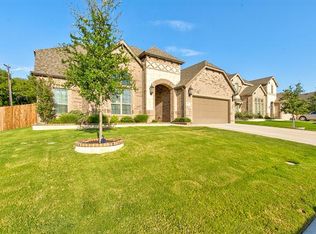 709 Richard St, Crowley, TX 76036