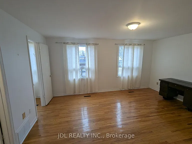 22 Cudham Dr — Photo 9