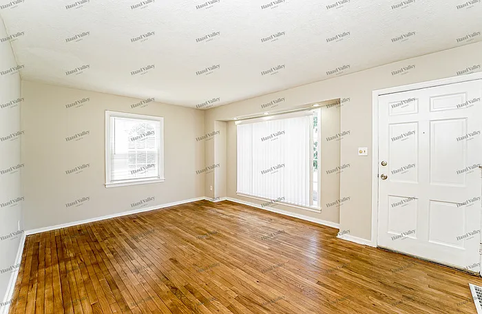 1623 Sunset Ave — Photo 6