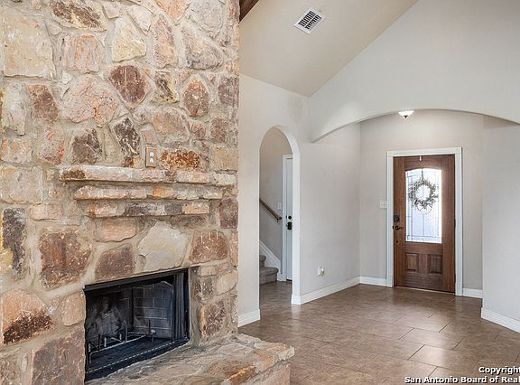 5th image of 1466 Log Cabin Ln