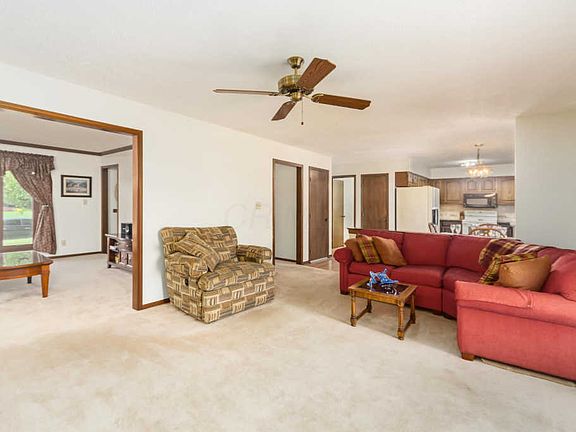 4th image of 1598 Tuscarora Dr