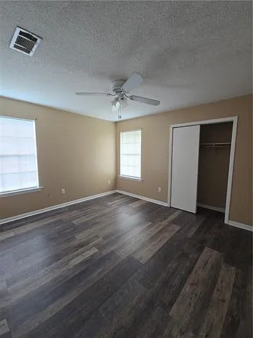 64 Carriage Ln #D — Photo 9