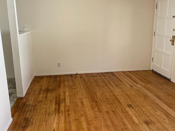 5th image of 168 Central Ave