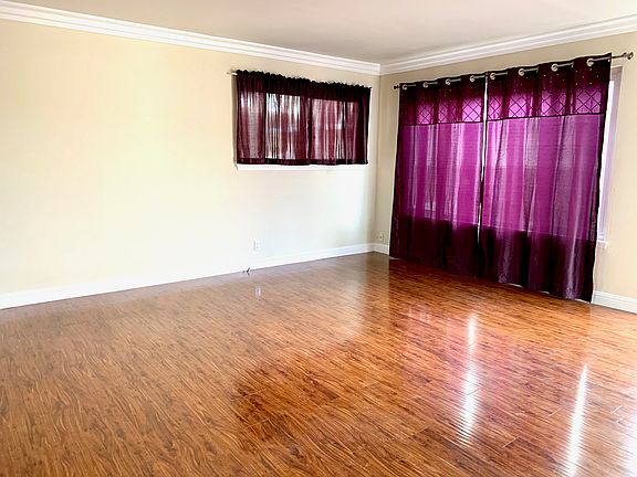 3rd image of 1284 Plum St #1284