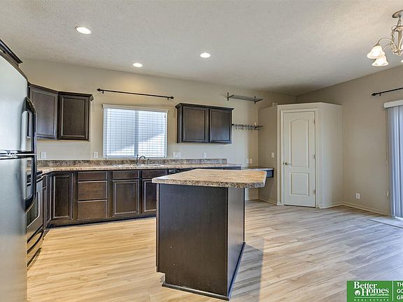 5th image of 4510 Clearwater Dr