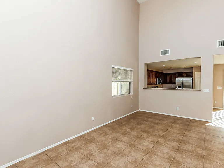 970 Medina De Leon Ave — Photo 5