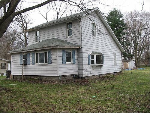 1st image of 1831 Huron St
