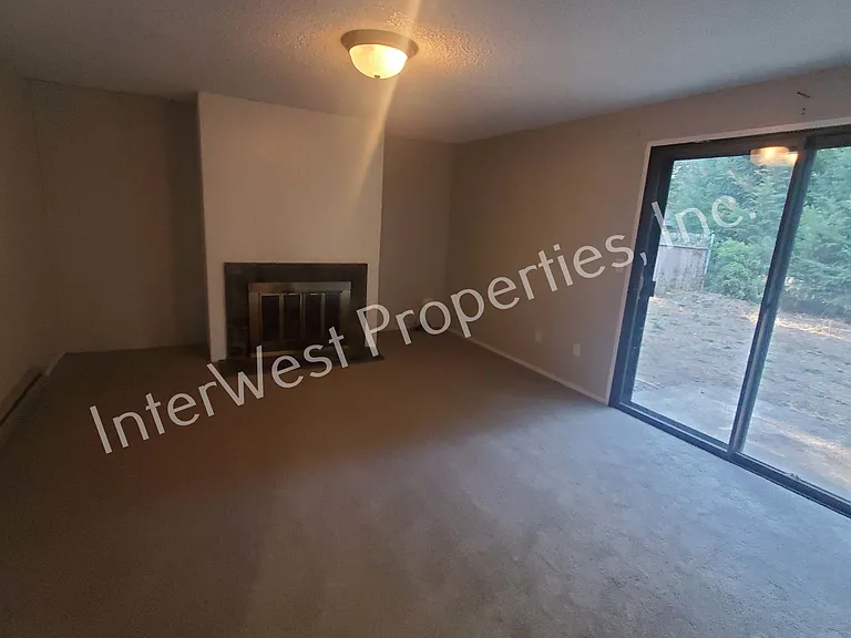 9685 SW Whitford Ln — Photo 6