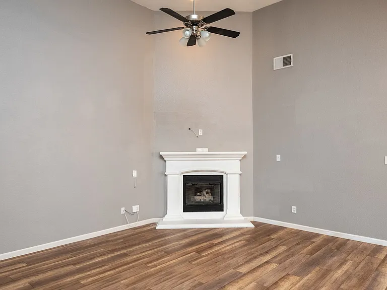 9125 Vineyard Ln — Photo 9