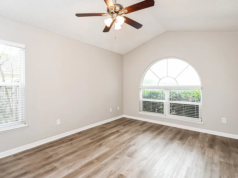 223 Bent Oak Loop — Photo 10