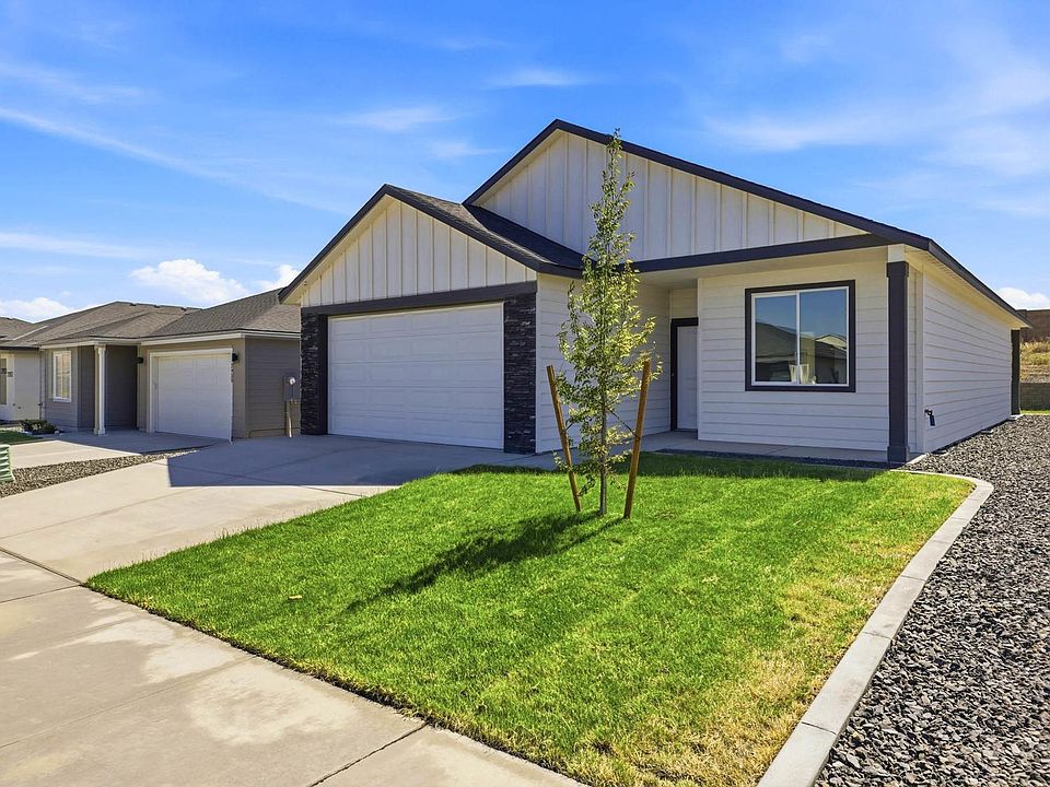 1st image of 2928 Meadowlark Ave