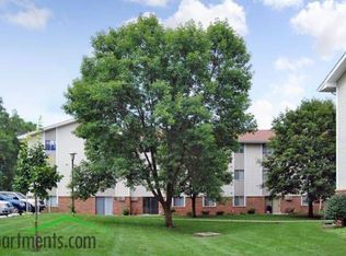 1003 W 3rd Ave APT 50, Indianola, IA 50125