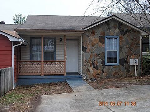 2nd image of 5682 Waterford Ct