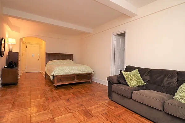 Rented by Corcoran | media 6