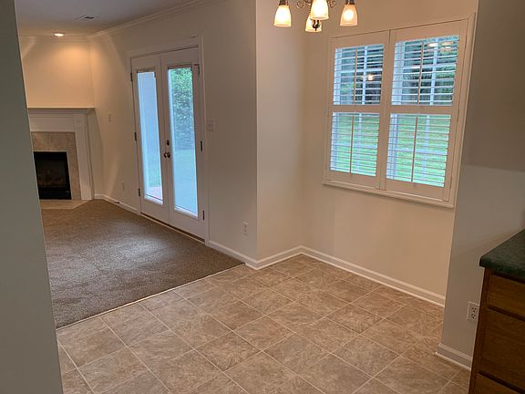 5th image of 1104 Avocet Ln