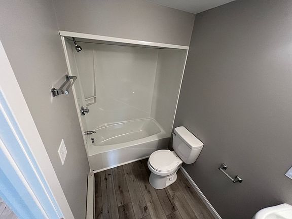 4th image of 3548 Lafayette Rd #207