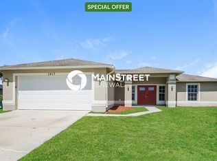 1617 NE 2nd Ave, Cape Coral, FL 33909