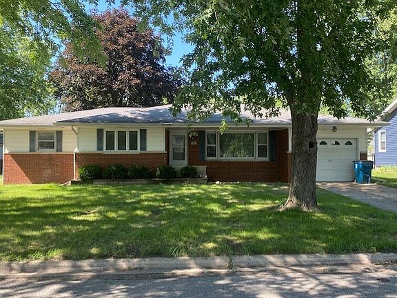 2nd image of 1209 E Kirkwood Dr