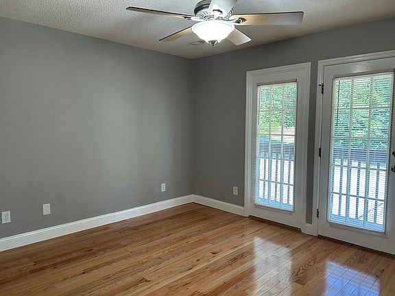 2nd image of 307 Walnut St