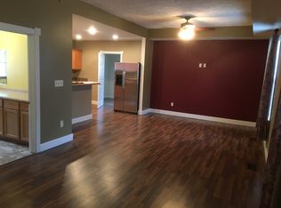 316 W 27th St, Kearney, NE 68845