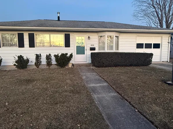 2722 Emmet Dr, Logansport, IN 46947