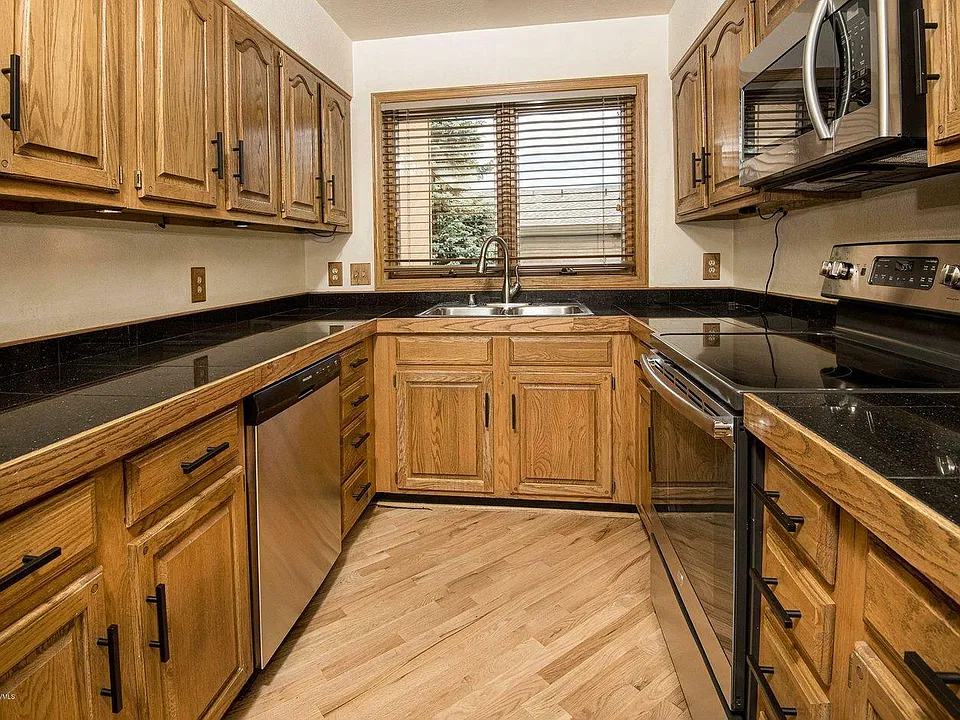 Spacious kitchen with newly updated appliances
