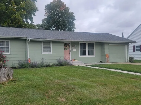 1108 Homewood Dr, Frankfort, IN 46041