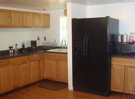 3rd image of 6 Edgewater Park #6B