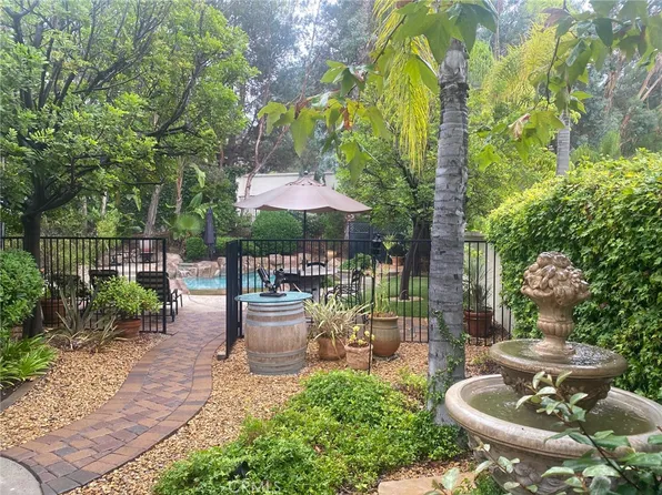 1024 S Beckett Ct, Anaheim, CA 92808