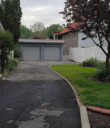 2 car detached garage