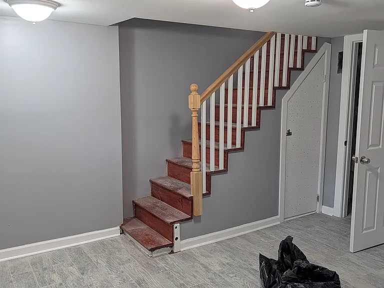 5260 Burton St — Photo 7