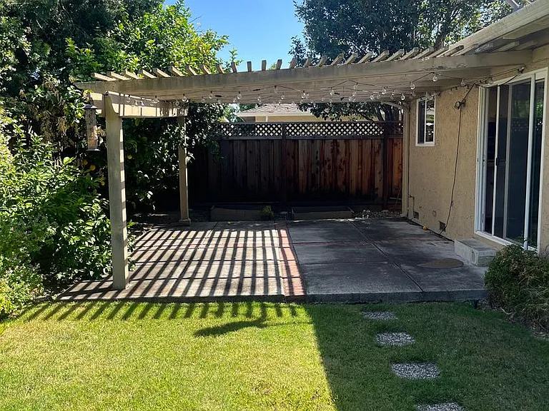 1080 Maraschino Dr — Photo 27