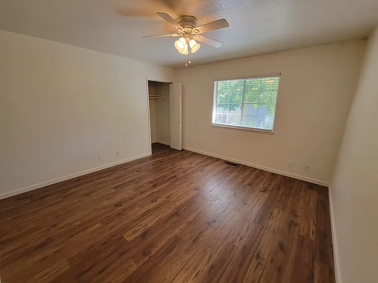 2055 Amanda Way #7 — Photo 22
